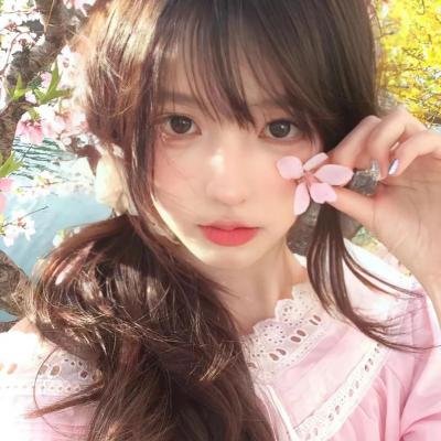 北极百货的秋乃小姐